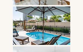 Apartamento 150m da PRAIA com SACADA, WI-FI AR CONDICIONADO, PISCINA, PORTARIA 24h, PLAYGROUND e vaga de GARAGEM